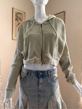 Cropped Hooded Waffle-Knit Jacket in Light Sage